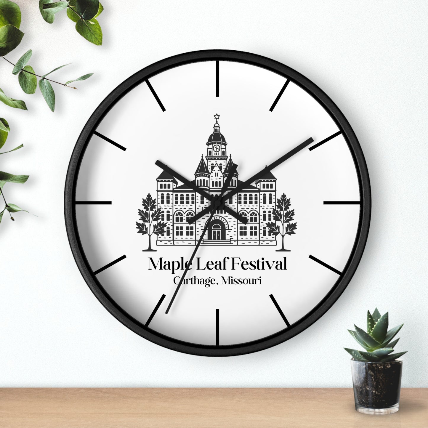 maple leaf festival clock