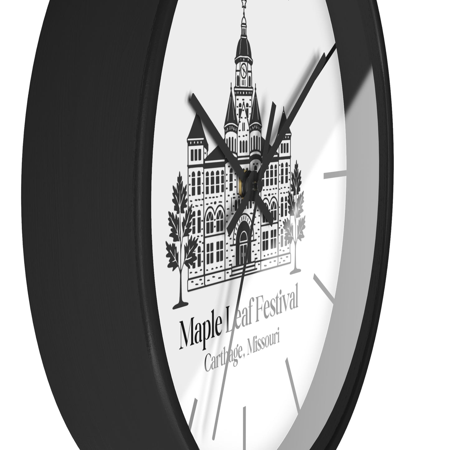 maple leaf festival clock
