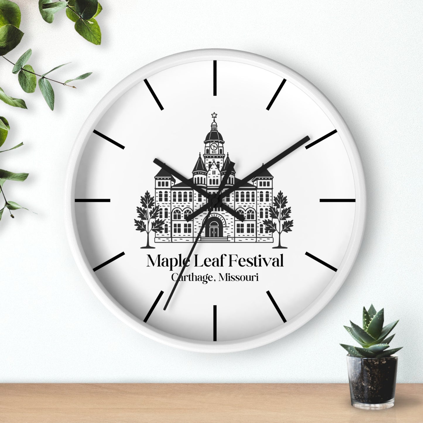 maple leaf festival clock