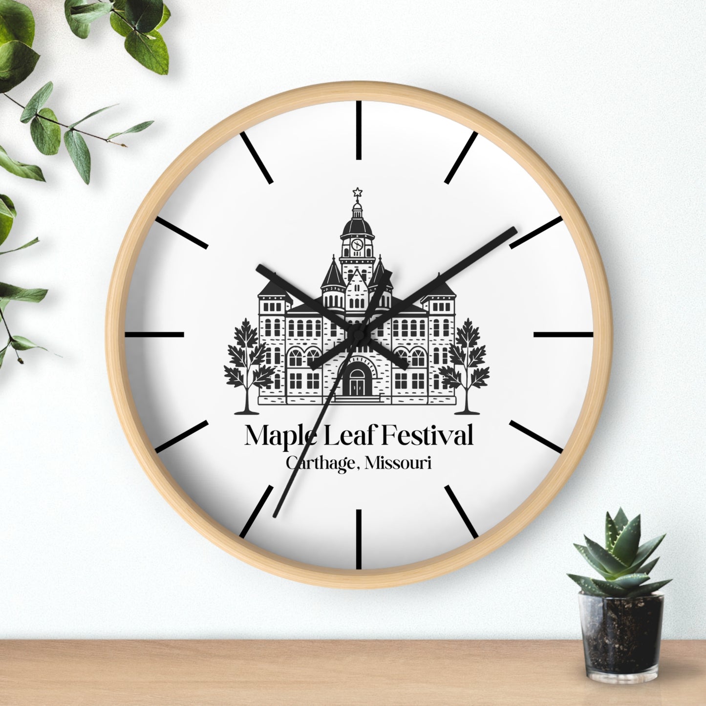 maple leaf festival clock