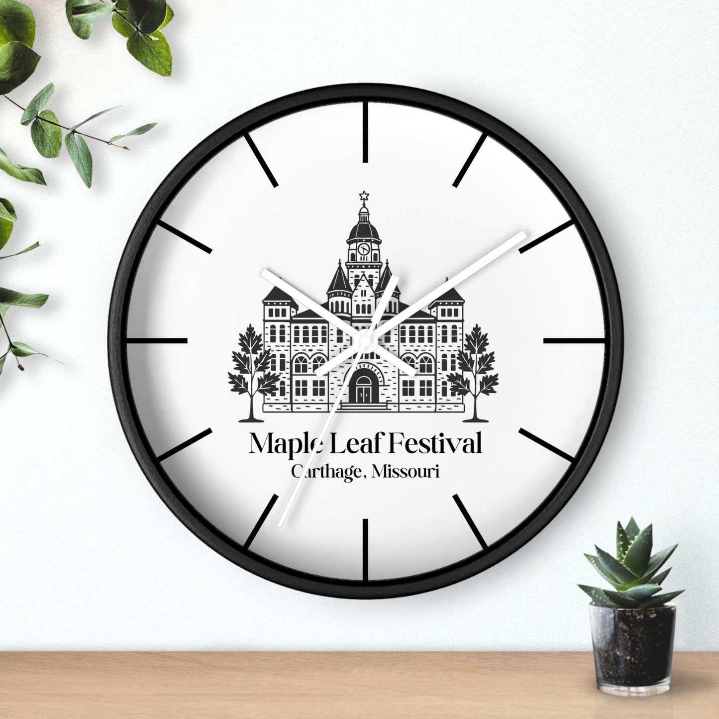 maple leaf festival clock